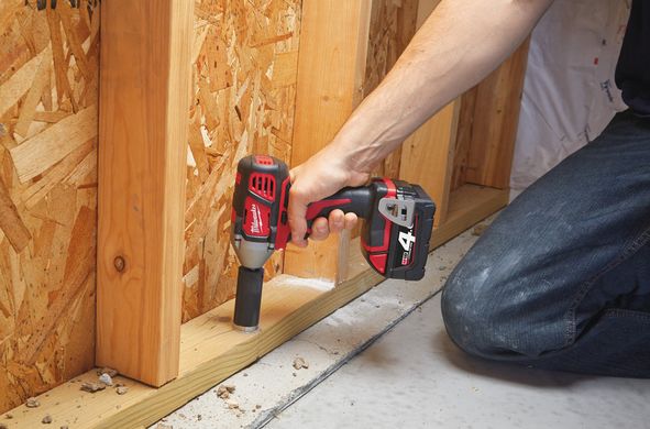 Гайкокрут акумуляторний 1/2" MILWAUKEE, M18 BIW12-0, 240Нм