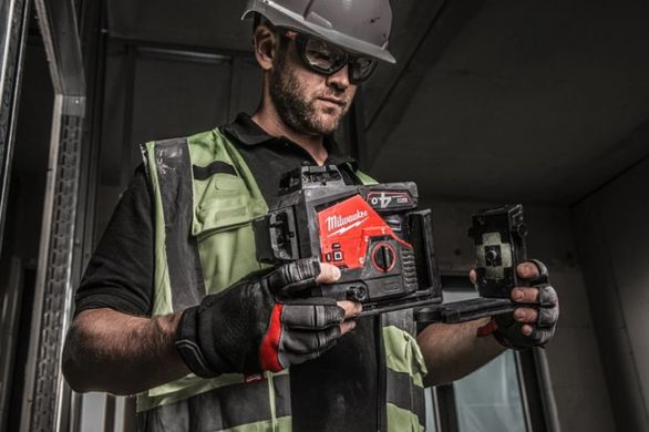 Лазерний 3D нівелір акумуляторний MILWAUKEE, M12 3PL-0C