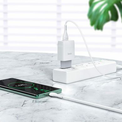 Мережевий зарядний пристрій HOCO C72Q Glorious single port QC3.0 charger White